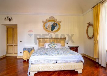 Camera / camera da letto - Casa semi indipendente spezia
 
100, Collecchio - foto 18