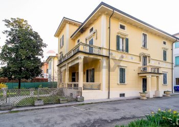 Casa all\'aperto - Casa semi indipendente spezia
 
100, Collecchio - foto 27