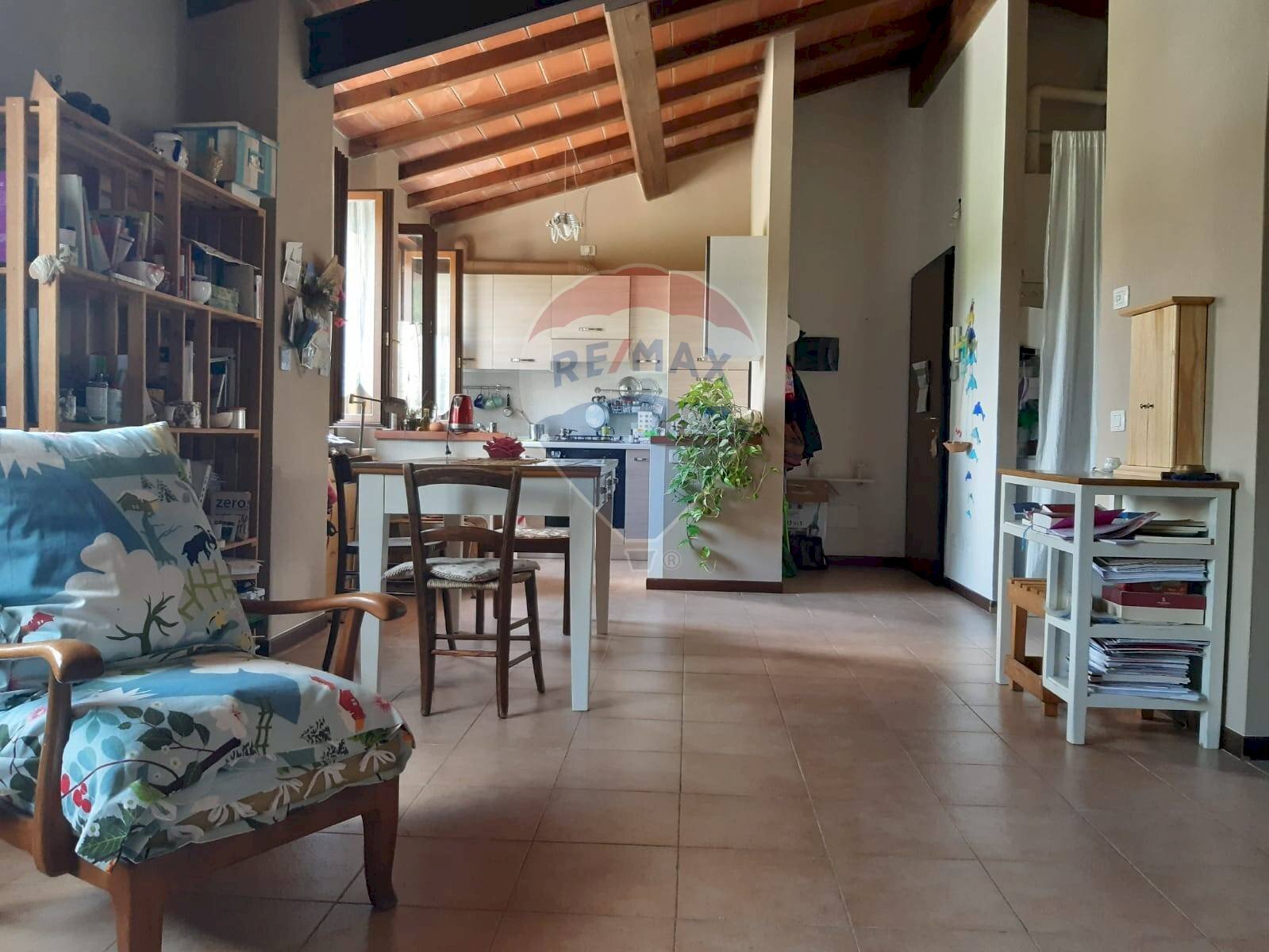 soggiorno - Appartamento via 17 aprile
 
2, Collecchio - foto 1