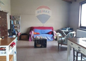 soggiorno - Appartamento via 17 aprile
 
2, Collecchio - foto 5