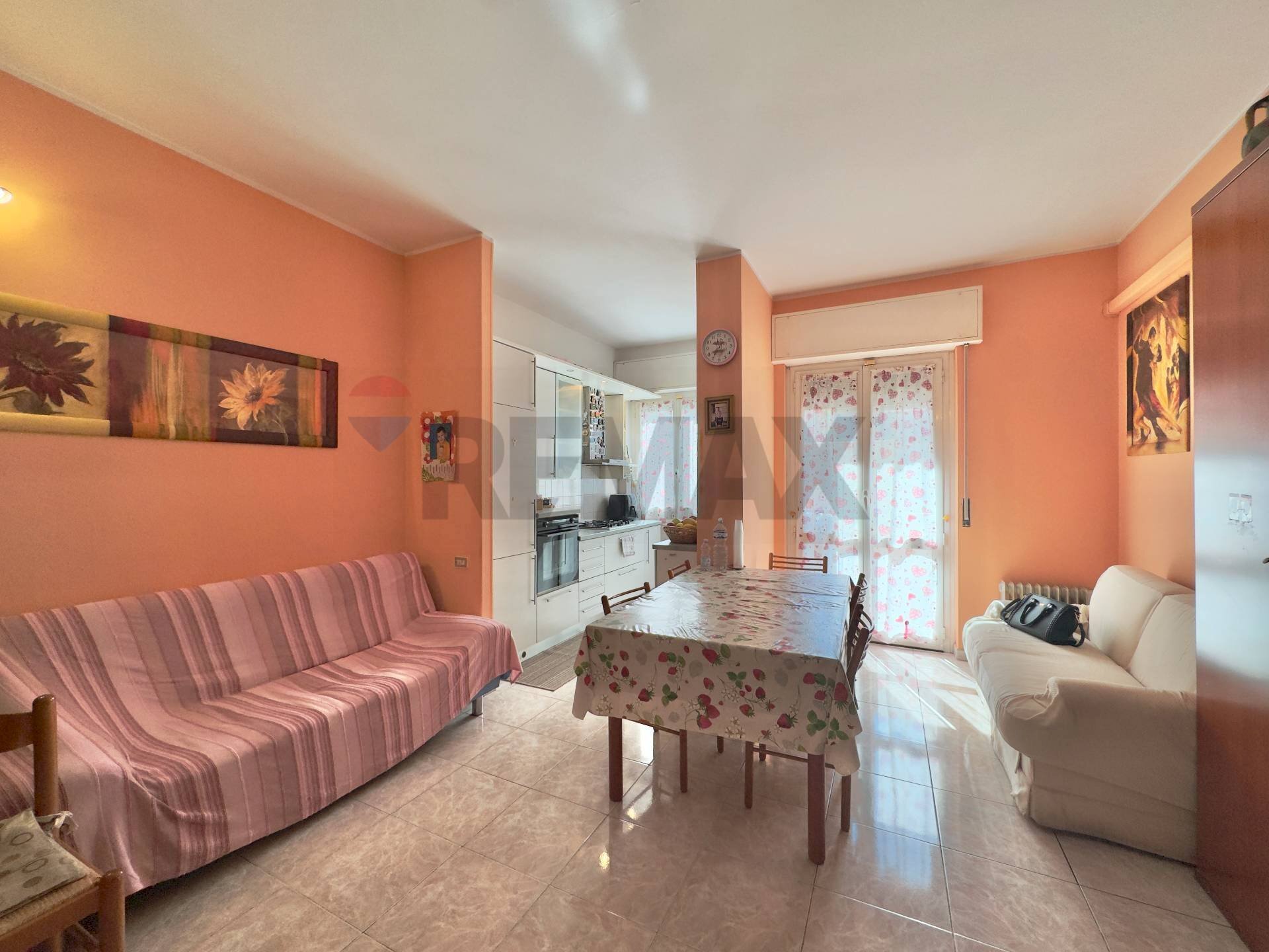 Sala da pranzo - Three-room apartment Via Conciliazione
 
10, Olgiate Olona - photo 2