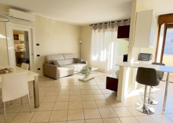 Foto 4 - Trilocale Via Nazioni Unite
 
5, Vimercate - foto 4