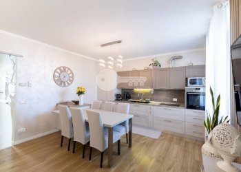 Foto 1 - Trilocale Via Visano
 
6E, Isorella - foto 1