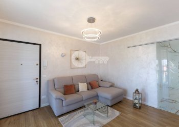 Foto 4 - Trilocale Via Visano
 
6E, Isorella - foto 4