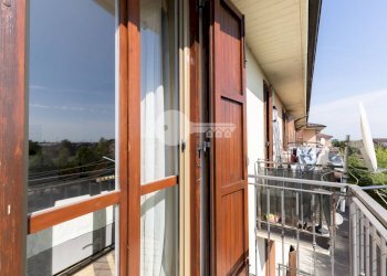 Foto 16 - Trilocale Via Visano
 
6E, Isorella - foto 16