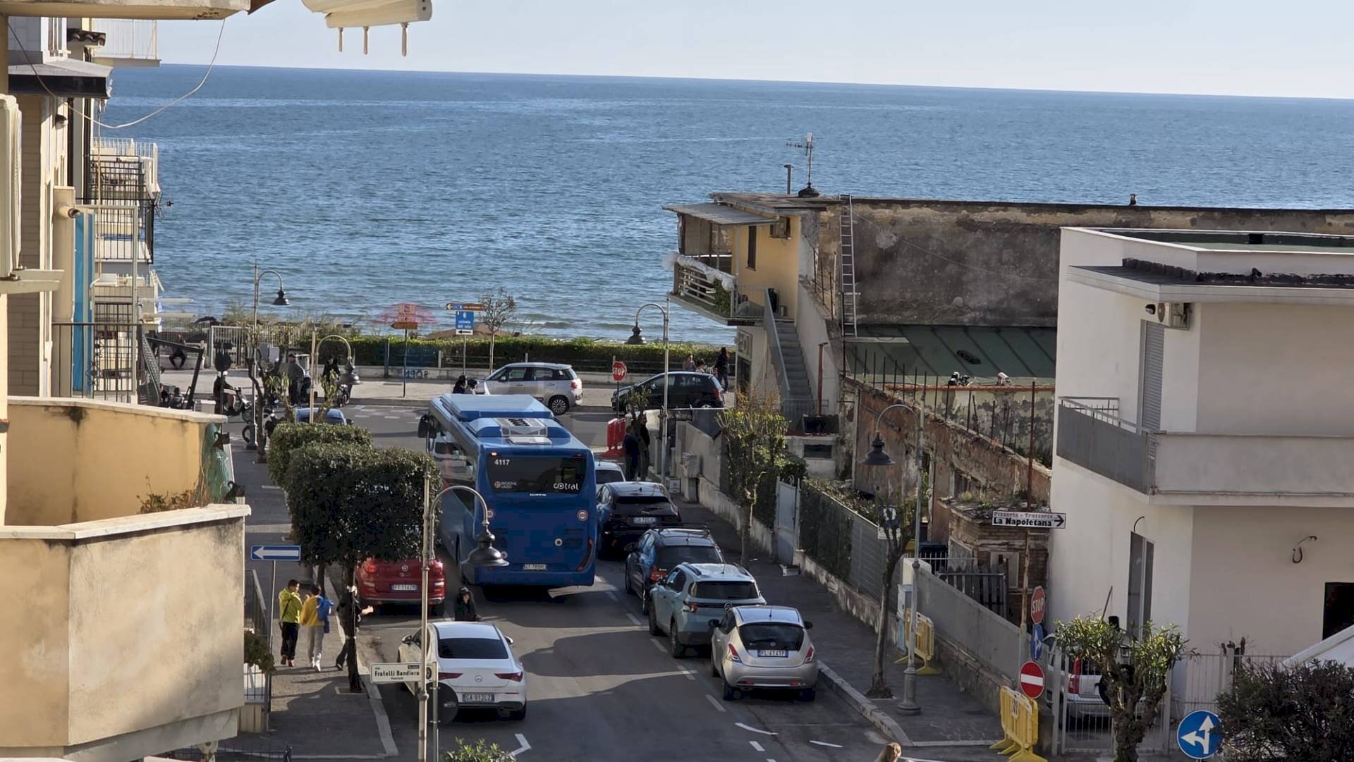 Vista dell\'acqua - Trilocale via fratelli cervi
 
1, Minturno - foto 1
