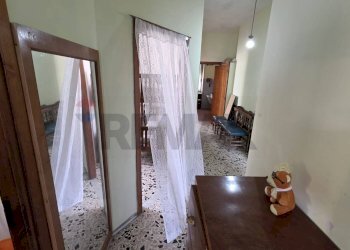 Hall / corridoio - Trilocale via fratelli cervi
 
1, Minturno - foto 7