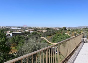 Balcone - Villa C.da Roccazzo
 
snc, Chiaramonte Gulfi - foto 8