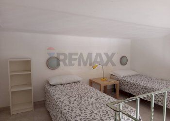 Camera / camera da letto - Semi-detached house VIALE GIULIO CESARE
61, Roma - photo 7