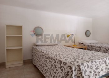 Camera / camera da letto - Semi-detached house VIALE GIULIO CESARE
61, Roma - photo 8
