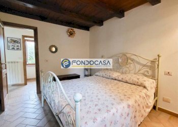 camera matrimoniale p1 - Appartamento Via Broto
 
43, Stazzema - foto 14