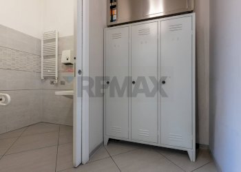 Dettagli - Attività Commerciale Via San Carlo
 
8, Cerro Maggiore - foto 18