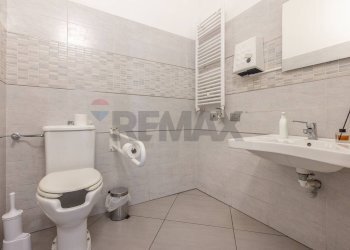 Bagno - Attività Commerciale Via San Carlo
 
8, Cerro Maggiore - foto 19