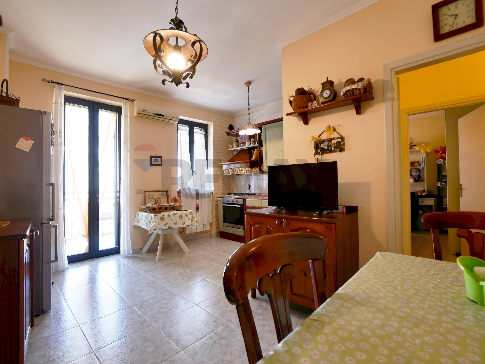 Sala da pranzo - Quadrilocale Castellana
 
26, Turi - foto 1