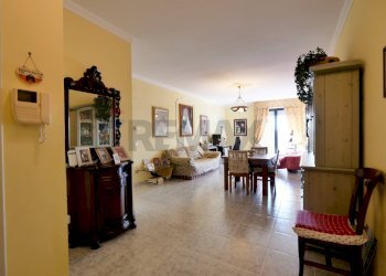 Sala da pranzo - Quadrilocale Castellana
 
26, Turi - foto 2