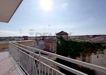 Balcone - Quadrilocale Castellana
 
26, Turi - foto 5