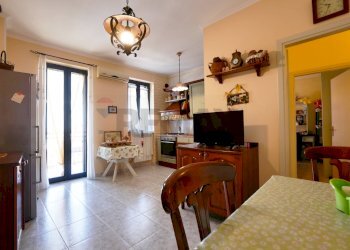 Sala da pranzo - Quadrilocale Castellana
 
26, Turi - foto 8