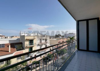 Balcone - Quadrilocale Castellana
 
26, Turi - foto 9