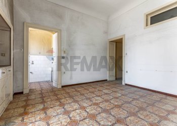 Stanza vuota - Casa indipendente Via Taranto
 
53, Martina Franca - foto 12