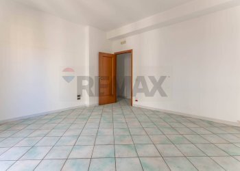 Stanza vuota - Quadrilocale Via Antonio Micoli
 
25, Martina Franca - foto 7