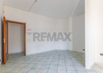 Stanza vuota - Quadrilocale Via Antonio Micoli
 
25, Martina Franca - foto 10