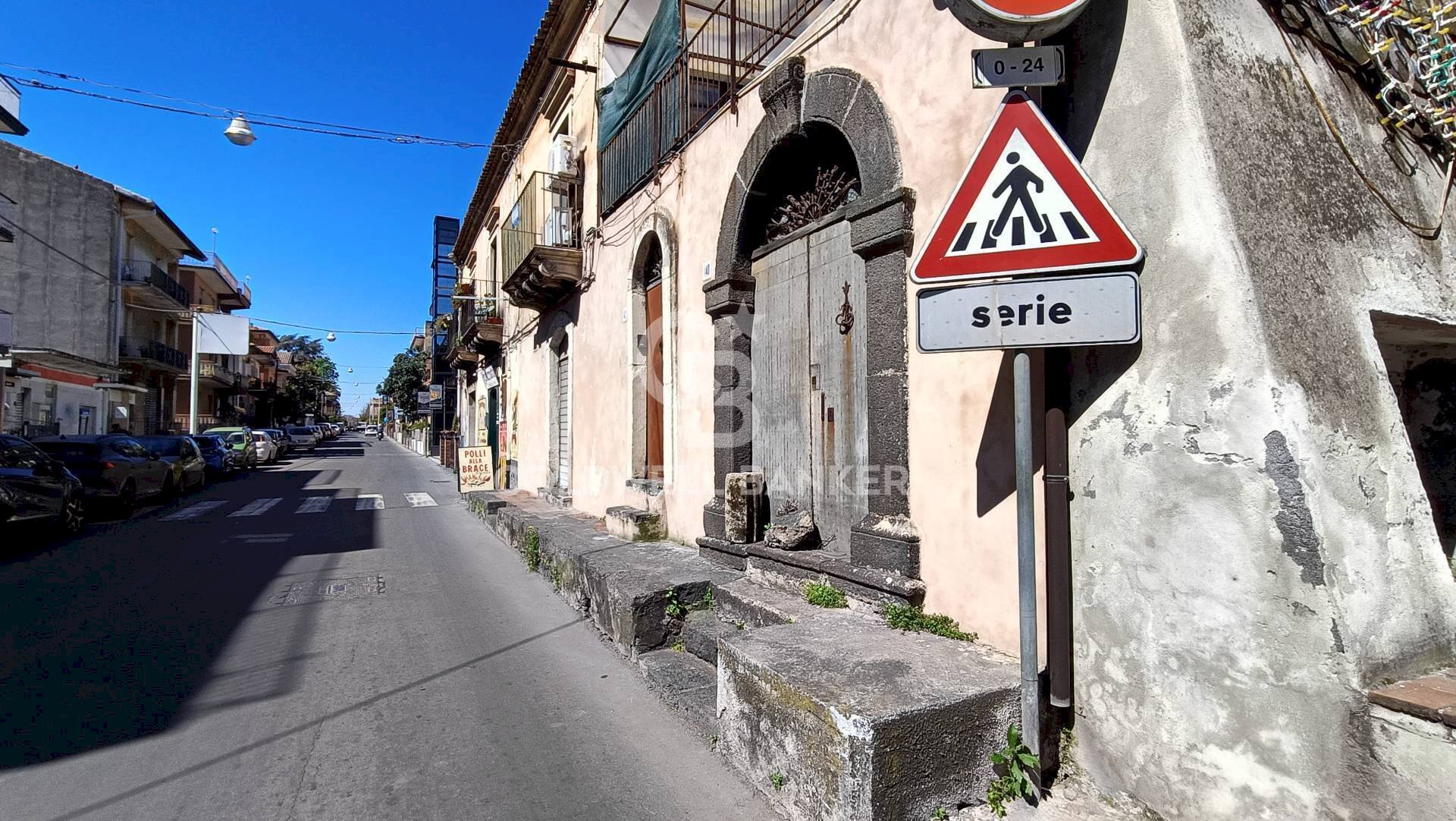 Foto 1 - Casa indipendente Corso Vittorio Emanuele
 
142, Valverde - foto 1