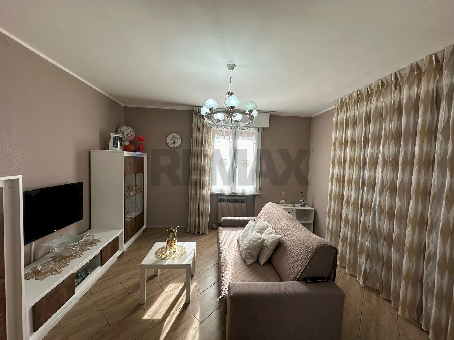 Soggiorno - Appartamento DON PASQUINO BORGHI
 
22, San Polo d'Enza - foto 2