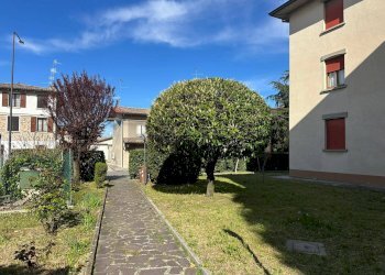 Giardino - Appartamento DON PASQUINO BORGHI
 
22, San Polo d'Enza - foto 18