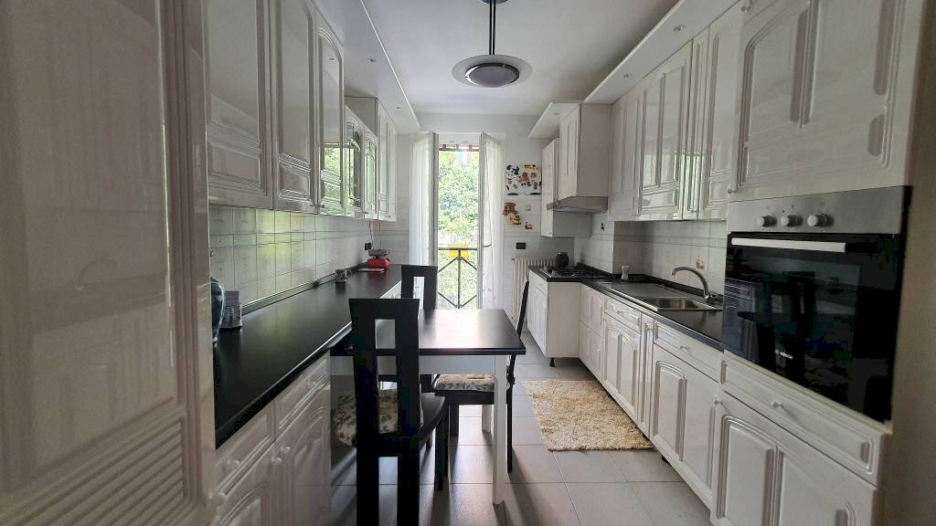 Cucina - Appartamento via delle Campanule, 116, Genova (zona Quarto) - foto 3