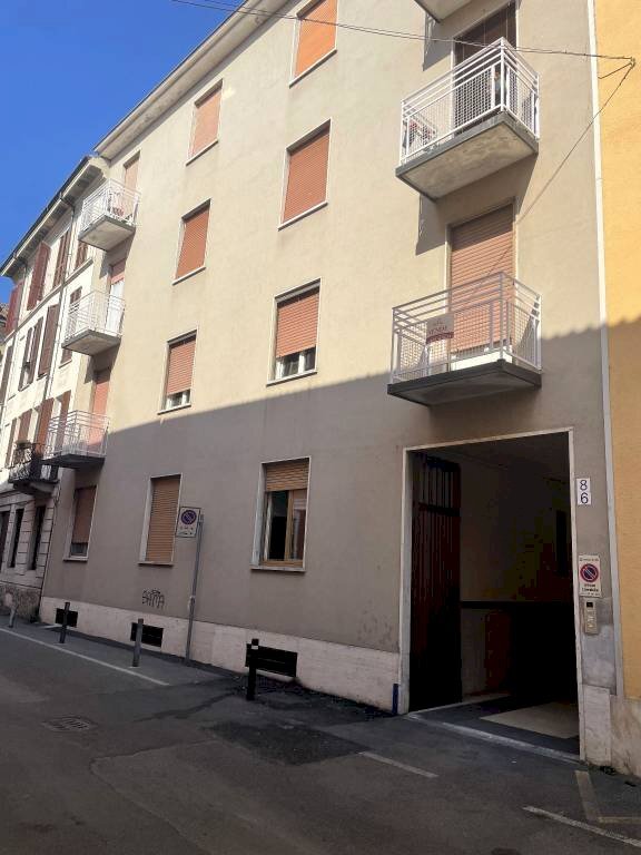 Facciata - Appartamento via Santa Maria del Sole, Lodi - foto 2