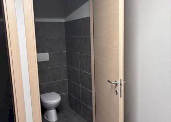Bagno - Capannone via Primo Levi, Stradella - foto 13
