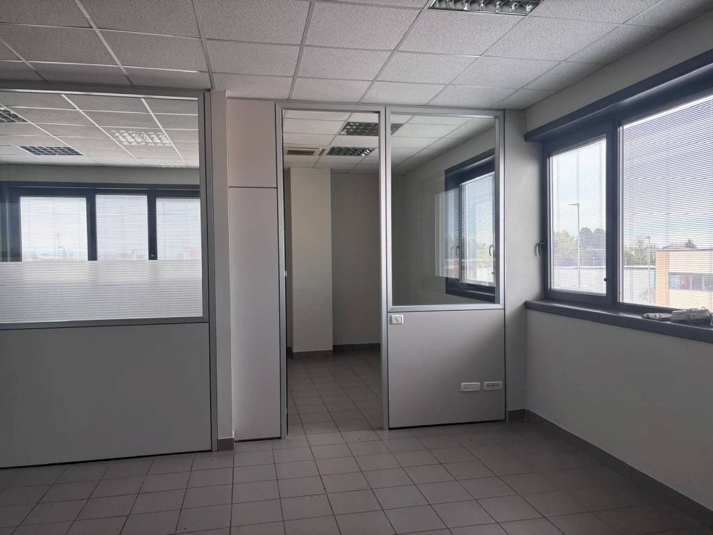 Ufficio - Ufficio viale Industria, San Genesio ed Uniti - foto 1