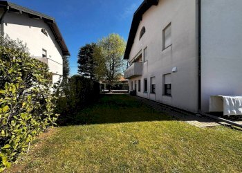 Giardino - Bilocale via Antonio Gramsci, 101, Cardano al Campo - foto 9