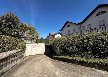 Cortile interno - Bilocale via Antonio Gramsci, 101, Cardano al Campo - foto 13