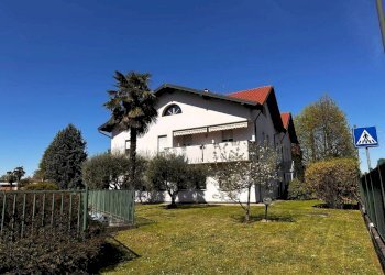 Giardino - Bilocale via Antonio Gramsci, 101, Cardano al Campo - foto 17