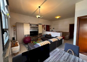 Salone - Bilocale via Antonio Gramsci, 101, Cardano al Campo - foto 28