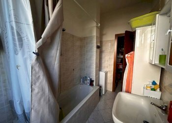 Bagno - Bilocale via Antonio Gramsci, 101, Cardano al Campo - foto 40