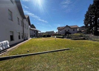 Giardino - Bilocale via Antonio Gramsci, 101, Cardano al Campo - foto 9