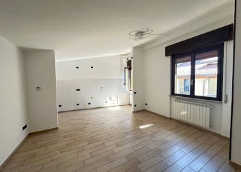 Cucina - Appartamento via Italia, 15a, Carnago - foto 1