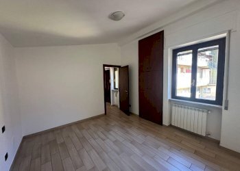 Camera da letto - Three-room apartment via Italia, 15a, Carnago - photo 16
