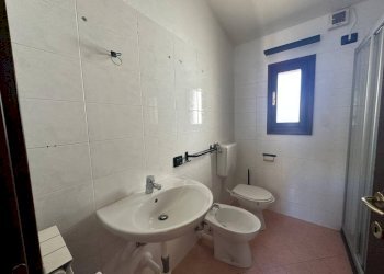 Bagno - Three-room apartment via Italia, 15a, Carnago - photo 21