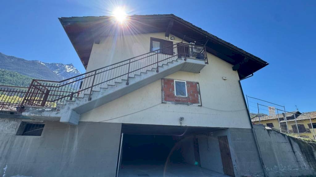 Facciata - Trilocale Frazione Neyran Dessus, Brissogne - foto 1