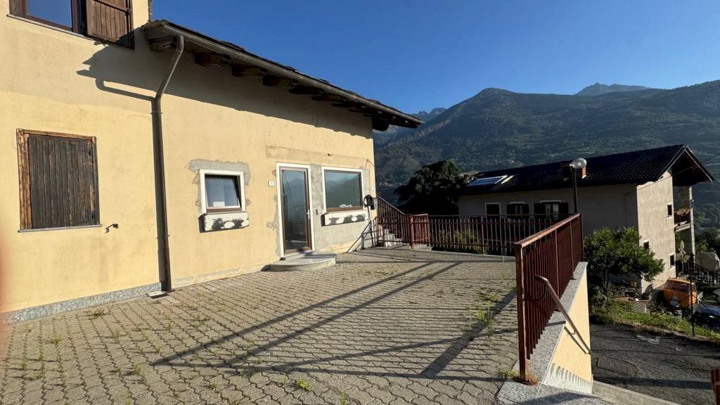 Facciata - Trilocale Frazione Neyran Dessus, Brissogne - foto 1