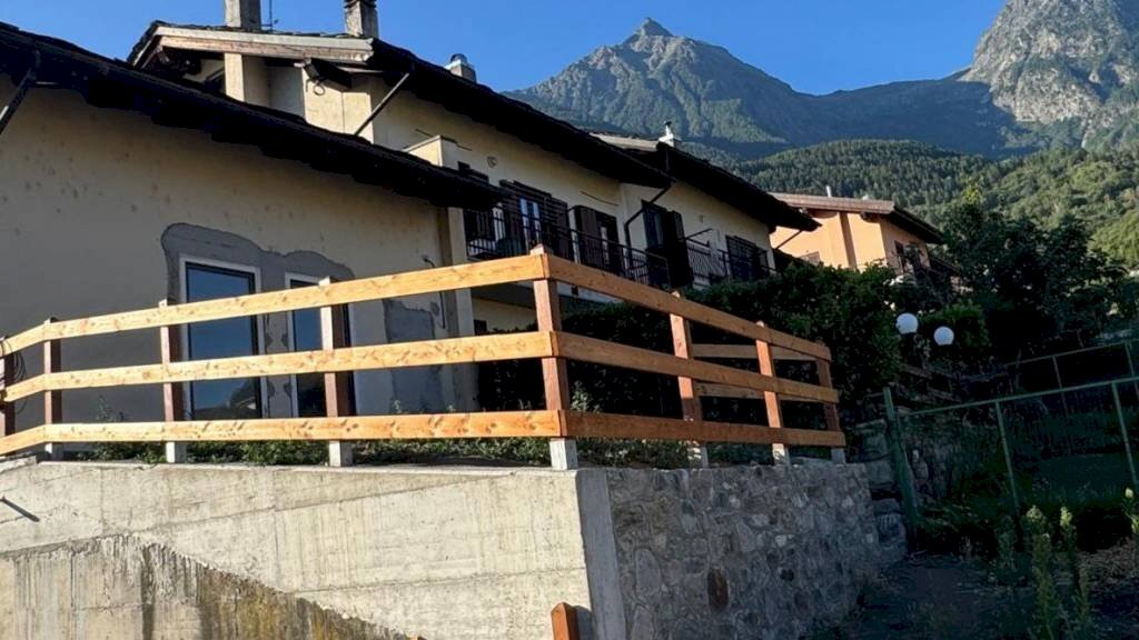 Facciata - Trilocale Frazione Neyran Dessus, Brissogne - foto 3