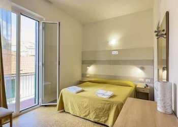 Camera da letto - Hotel via 4 Novembre, Celle Ligure - photo 24