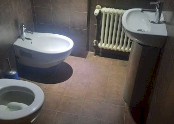 Bagno - Ufficio corso Filippo Turati, 11, Torino (zona Crocetta) - foto 22