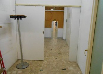 Interno non residenziale - Negozio via Luca della Robbia, 10, Torino (zona Pozzo Strada) - foto 24