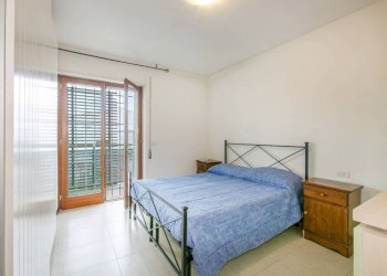 Camera da letto - Trilocale viale Tito Livio, 25, Anzio - foto 11
