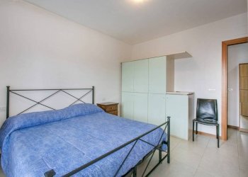 Camera da letto - Trilocale viale Tito Livio, 25, Anzio - foto 14