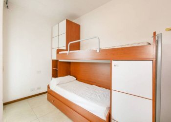 Camera da letto - Trilocale viale Tito Livio, 25, Anzio - foto 18